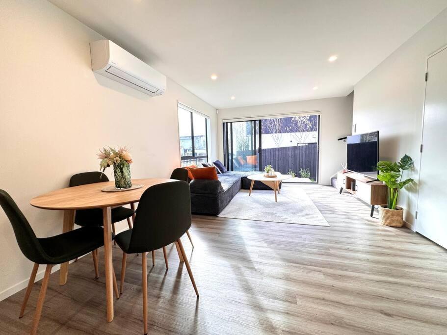 כרייסטצ'רץ' Cbd Luxury Parkside Living 2 Bedroom With Parking מראה חיצוני תמונה